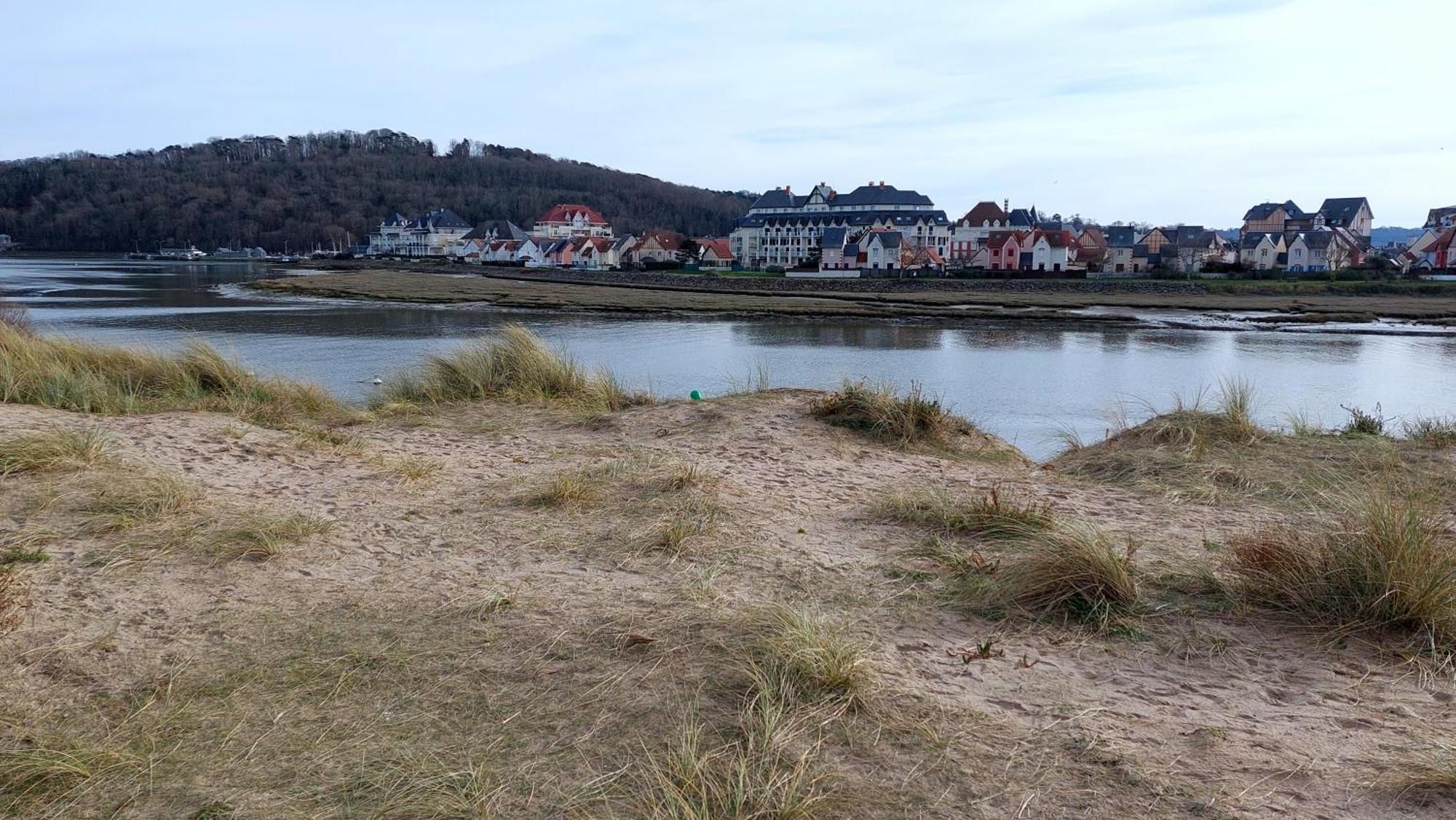 Apartmán Les 3 Mouettes A Cabourg - Cote Normande Exteriér fotografie